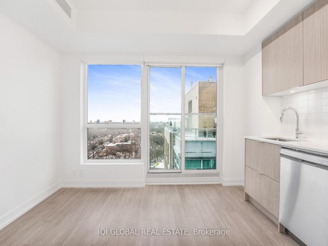 1409 - 395 Bloor St E