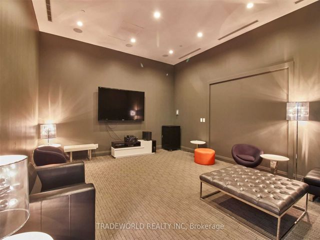 1306 - 66 Forest Manor Rd