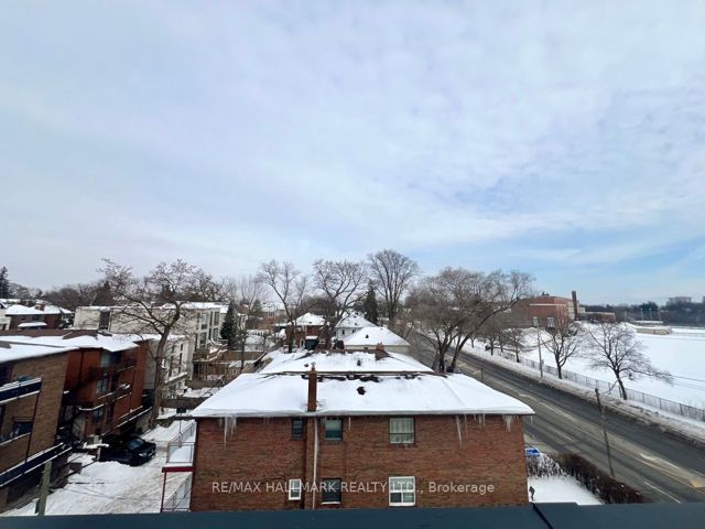 407 - 250 Lawrence Ave W