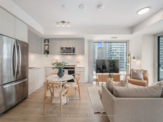 2419 - 50 Dunfield Ave