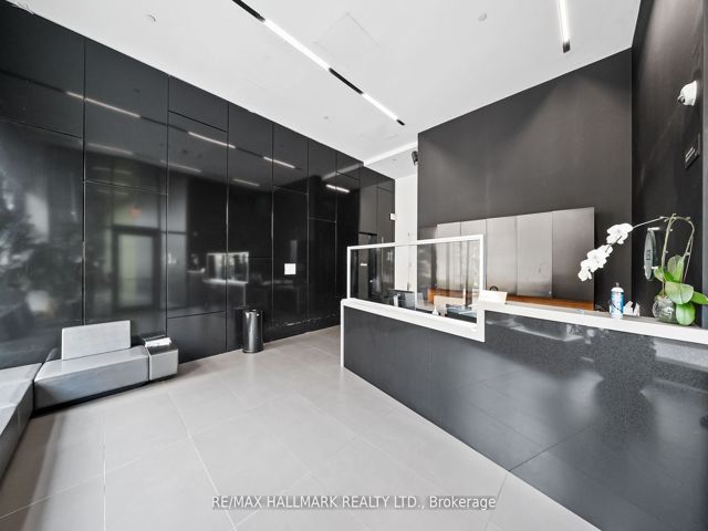 917 - 51 Trolley Cres