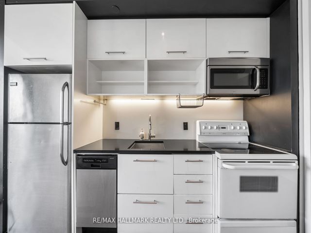 917 - 51 Trolley Cres