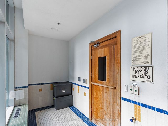 509 - 33 Bay St
