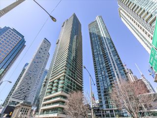 509 - 33 Bay St