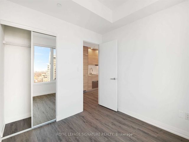 2616 - 75 Canterbury Pl