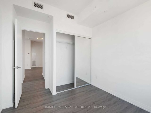 2616 - 75 Canterbury Pl
