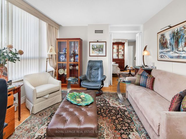 609 - 130 Carlton St