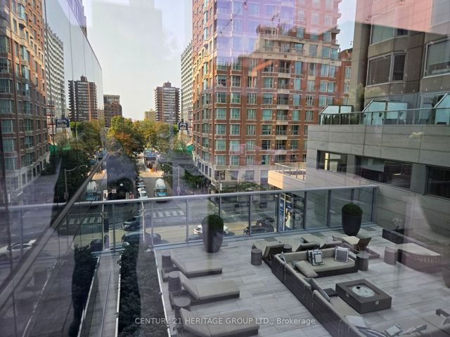 411 - 188 Cumberland St