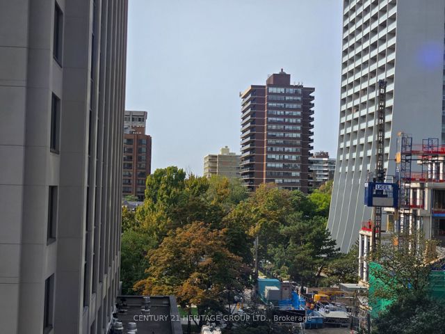 411 - 188 Cumberland St