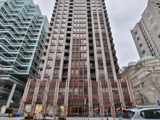 208 - 85 Bloor St E