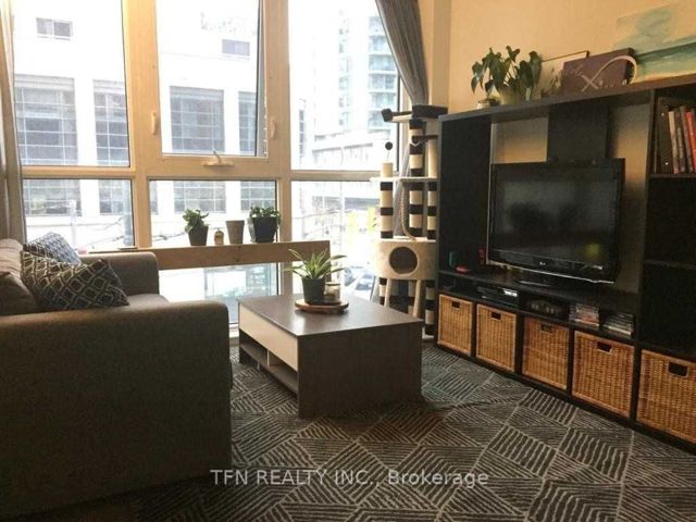 225 - 501 St Clair Ave W