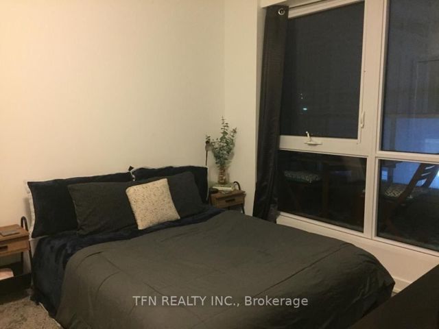 225 - 501 St Clair Ave W