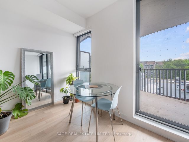 404 - 41 Dovercourt Rd