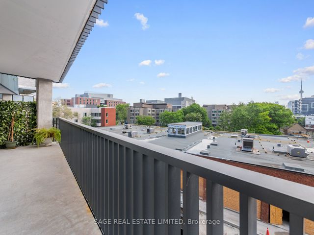 404 - 41 Dovercourt Rd