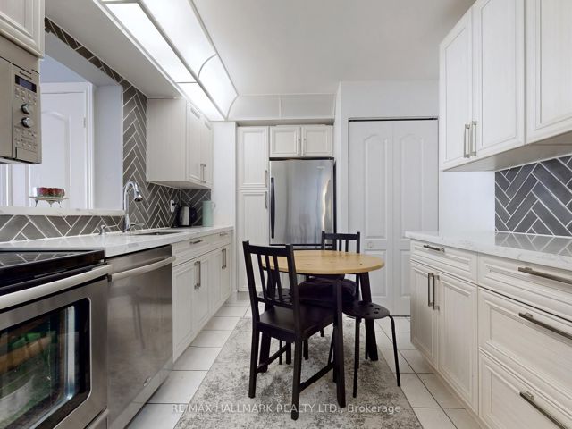 617 - 5418 Yonge St