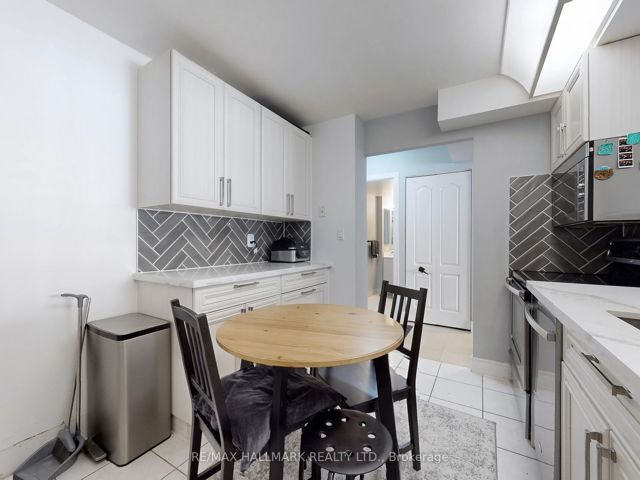 617 - 5418 Yonge St