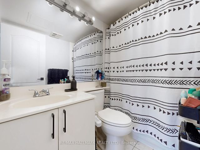 617 - 5418 Yonge St