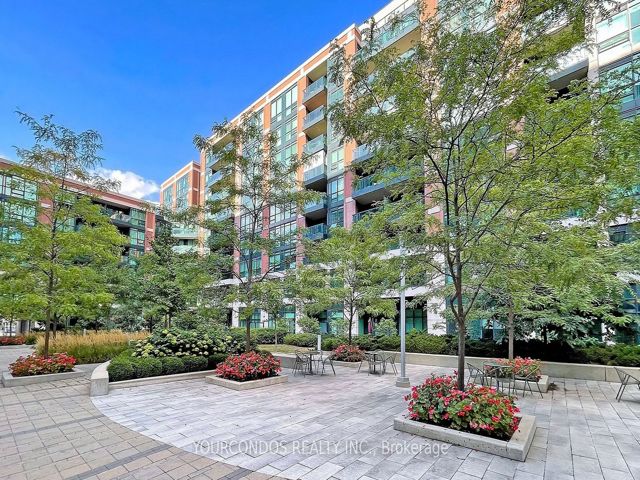 829 - 525 Wilson Ave