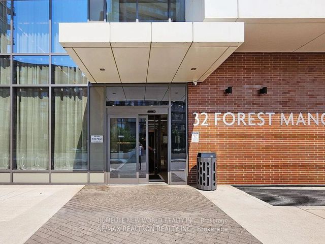 1001 - 32 Forest Manor Rd