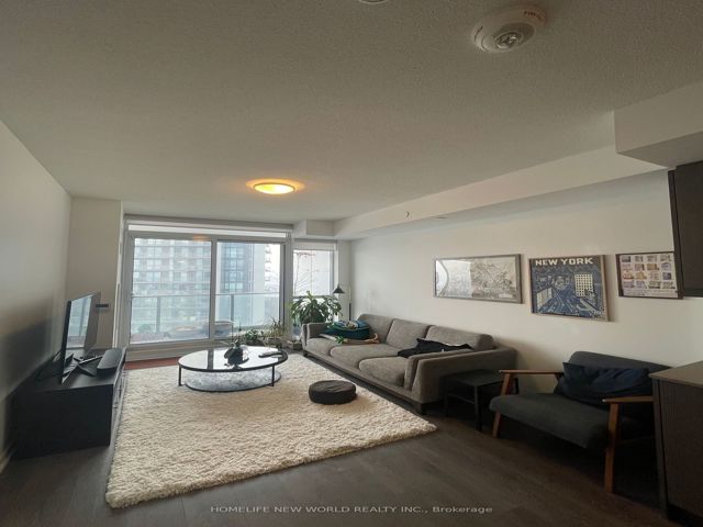 1001 - 32 Forest Manor Rd