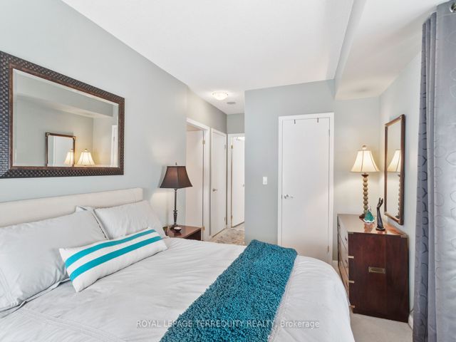 201 - 1801 Bayview Ave