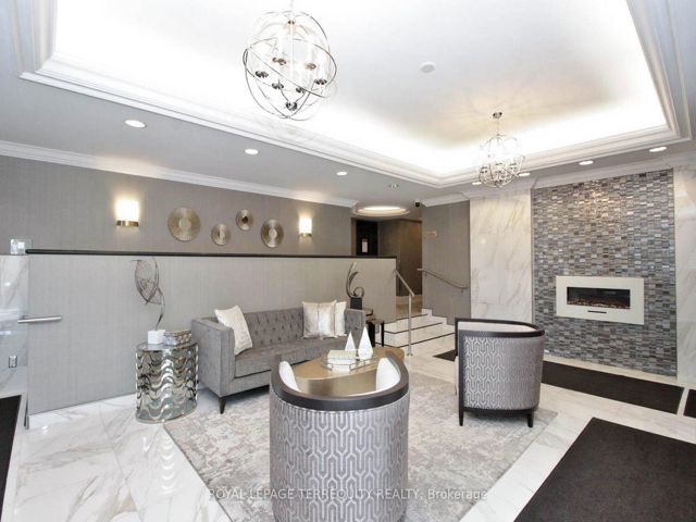 201 - 1801 Bayview Ave