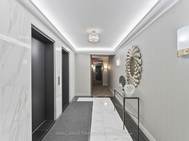 201 - 1801 Bayview Ave