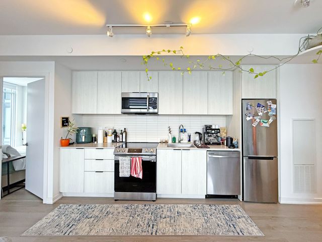 1102 - 50 Power St