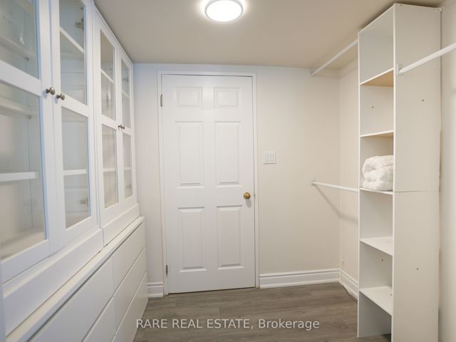 203 - 24 Wellesley St SW