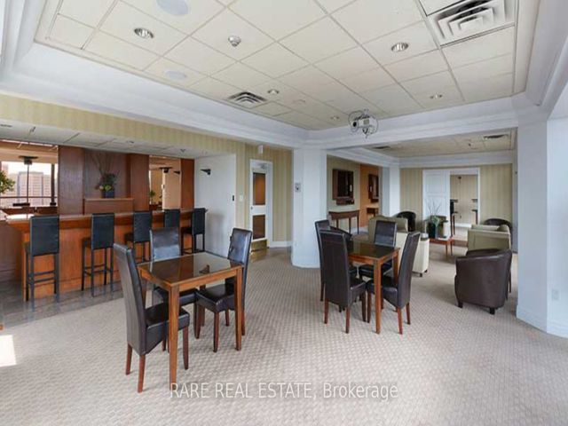 203 - 24 Wellesley St SW