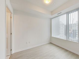 1601 - 25 Holly St