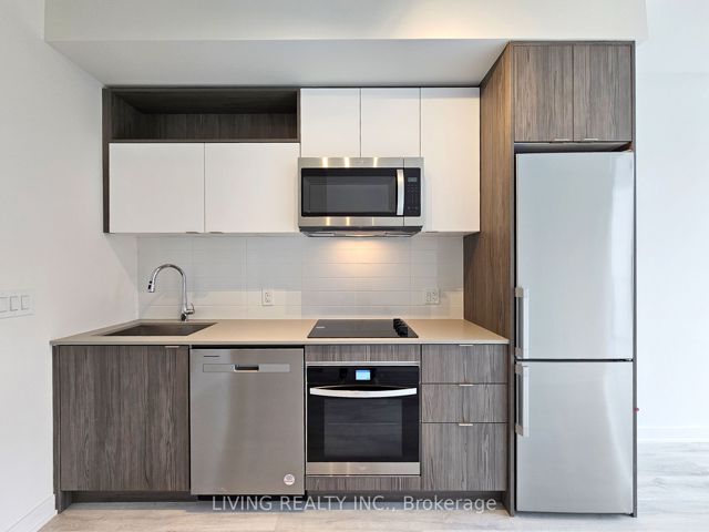 424 - 135 Lower Sherbourne St