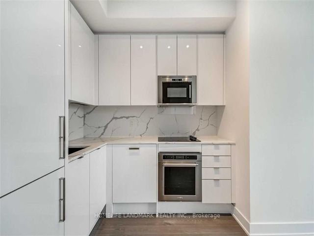 1901 - 181 Bedford Rd