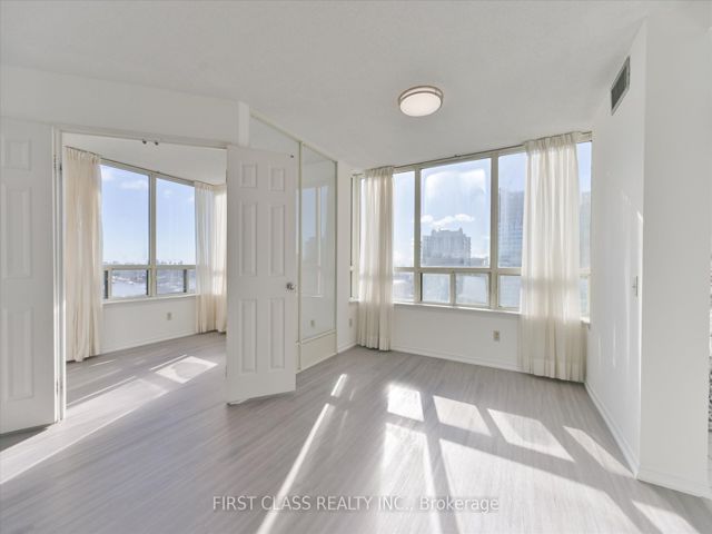 1805 - 7 Bishop Ave