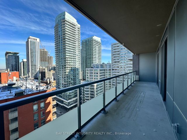 1818 - 50 Dunfield Ave