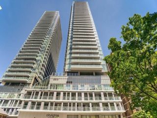 Ph04 - 195 Redpath Ave