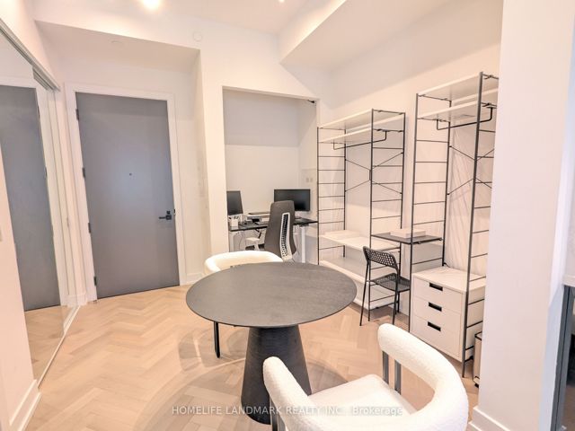 501 - 25 Adra Grado Way