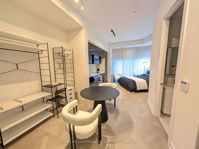 501 - 25 Adra Grado Way