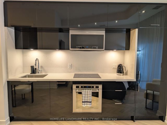 501 - 25 Adra Grado Way