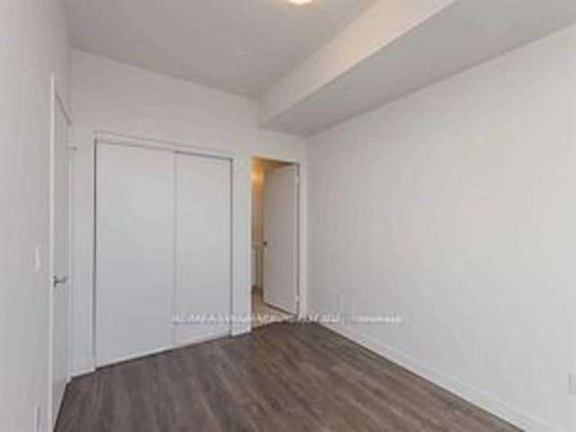 3312 - 8 Eglinton Ave E