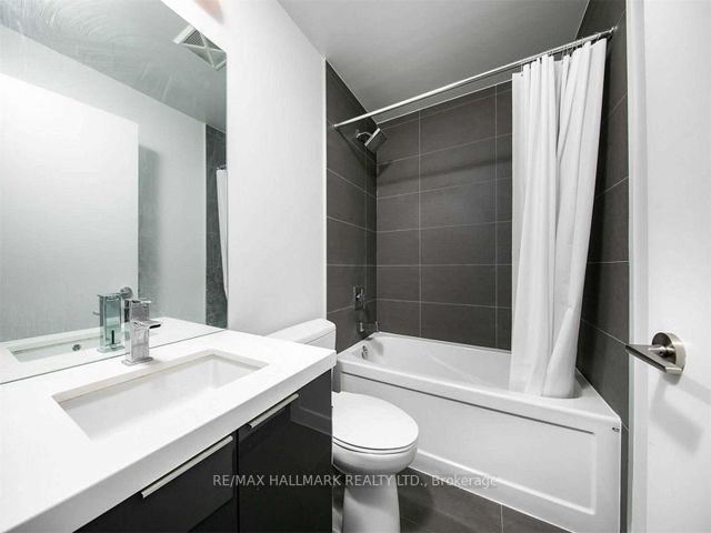 3312 - 8 Eglinton Ave E