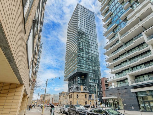 3005 - 47 Mutual St