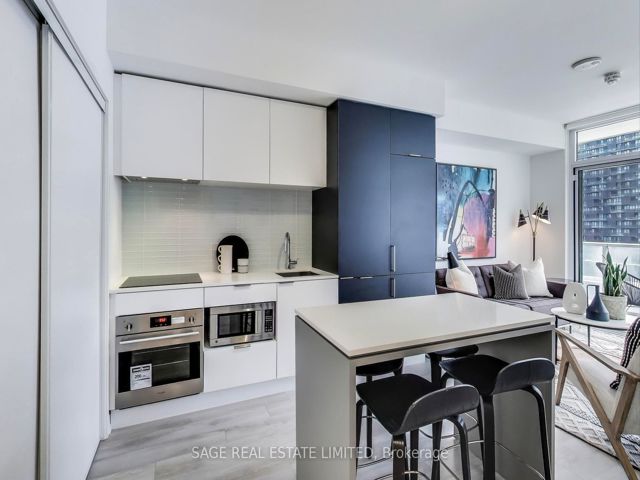 816 - 33 Helendale Ave N