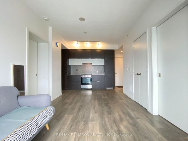 4108 - 159 Dundas St E