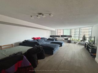 706 - 38 Elm St