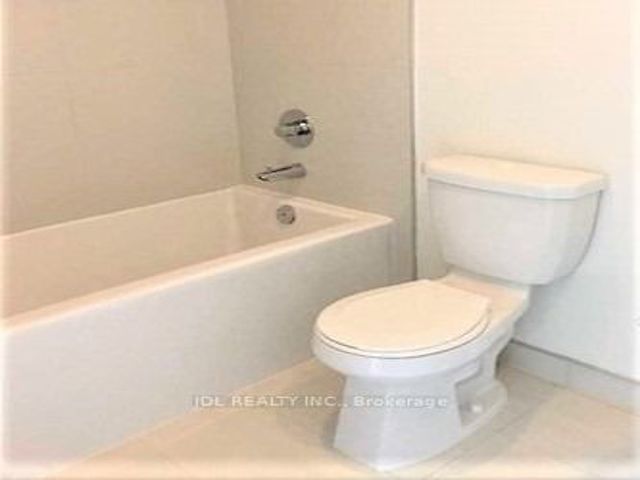 #615 - 38 Cameron St