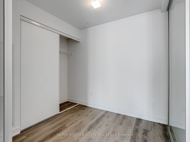 323 - 28 Eastern Ave