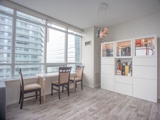 4110 - 55 Bremner Blvd