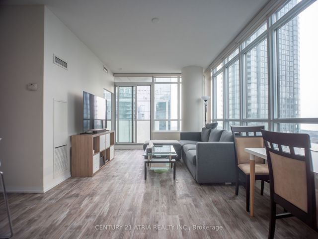 4110 - 55 Bremner Blvd