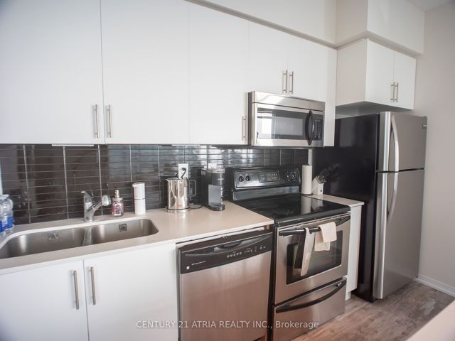 4110 - 55 Bremner Blvd